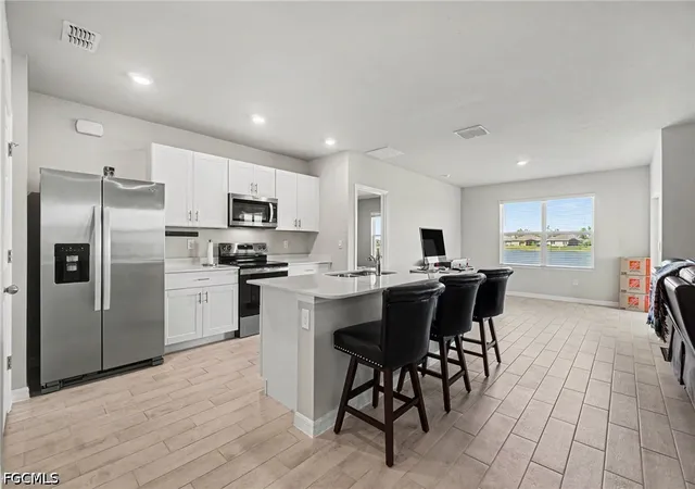 Photo 3 of Single family home for sale at 20313 Camino Torcido Loop, North Fort Myers, FL 33917 | MLS# 2026030277 | Listing updated on 2026-10-14