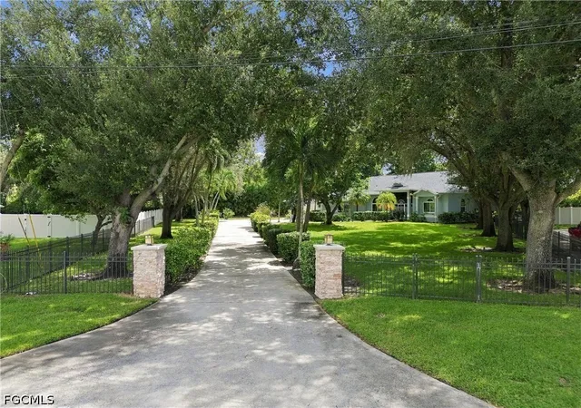 Photo 4 of Single family home for sale at 3778 Hidden Acres Cir S, North Fort Myers, FL 33903 | MLS# 2026030289 | Listing updated on 2026-10-02
