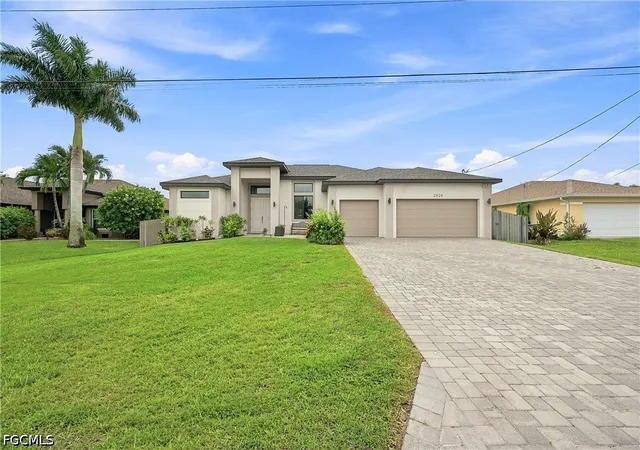 Photo 2 of Single family home for sale at 2524 Sw 31st Ln, Cape Coral, FL 33914 | MLS# 2026030351 | Listing updated on 2026-09-08