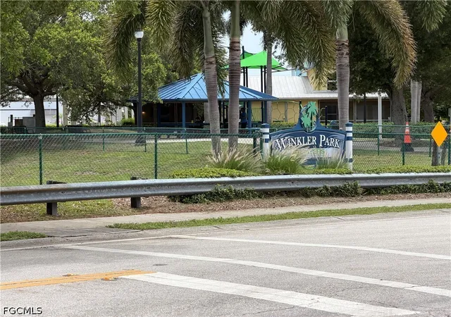 Photo 4 of Sale Pending at 3704 Broadway #100, Fort Myers, FL 33901 | MLS# 2026030352 | Listing updated on 2026-09-13