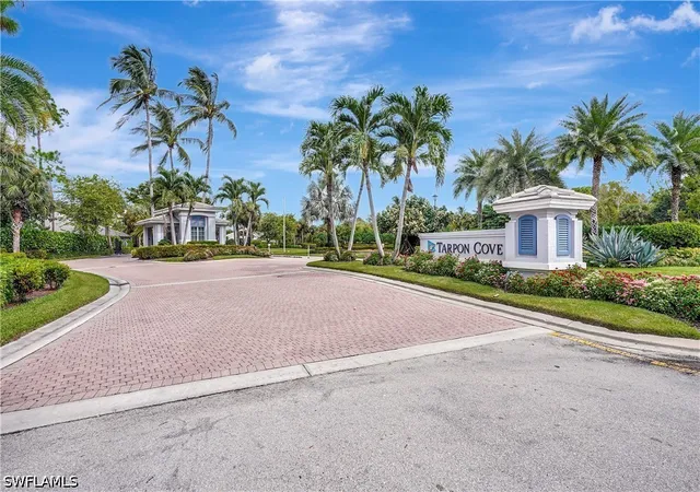 Photo 2 of Sale Pending at 975 Tarpon Cvs Dr #103, Naples, FL 34110 | MLS# 226026241 | Listing updated on 2026-09-14