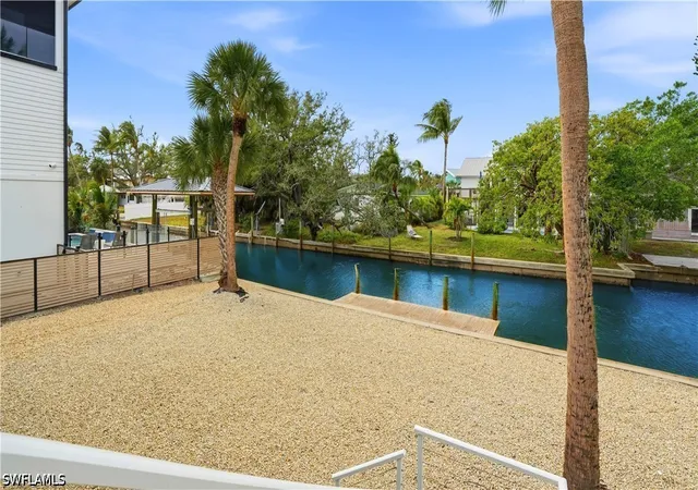 Photo 3 of Single family home for sale at 270 Dundee Rd, Fort Myers Beach, FL 33931 | MLS# 226026325 | Listing updated on 2026-09-15