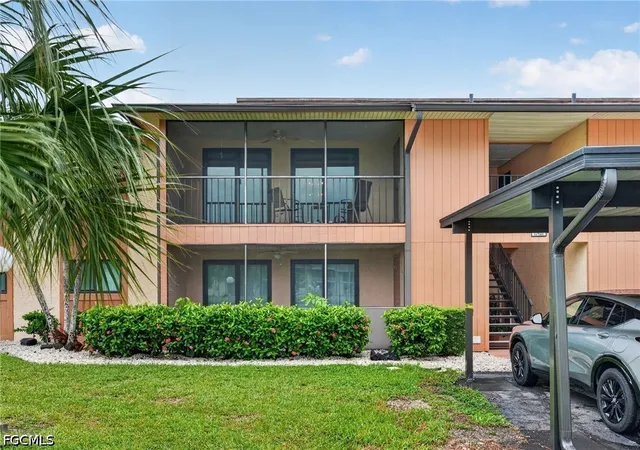 Photo 2 of Sale Pending at 17421 Birchwood Ln #5, Fort Myers, FL 33908 | MLS# 2026030624 | Listing updated on 2026-10-07