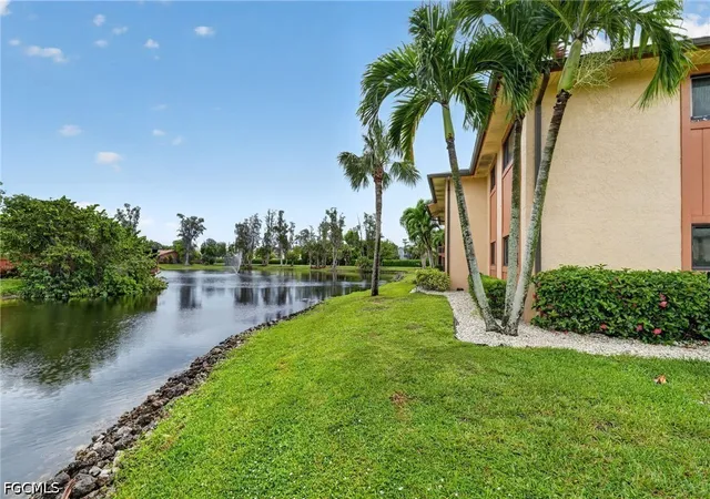 Photo 4 of Sale Pending at 17421 Birchwood Ln #5, Fort Myers, FL 33908 | MLS# 2026030624 | Listing updated on 2026-10-07