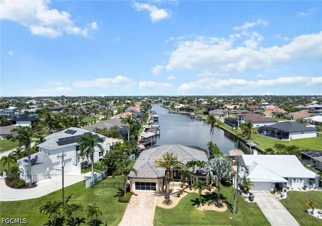 Photo 2 of Single family home for sale at 4007 Surfside Blvd, Cape Coral, FL 33914 | MLS# 2026030693 | Listing updated on 2026-09-14