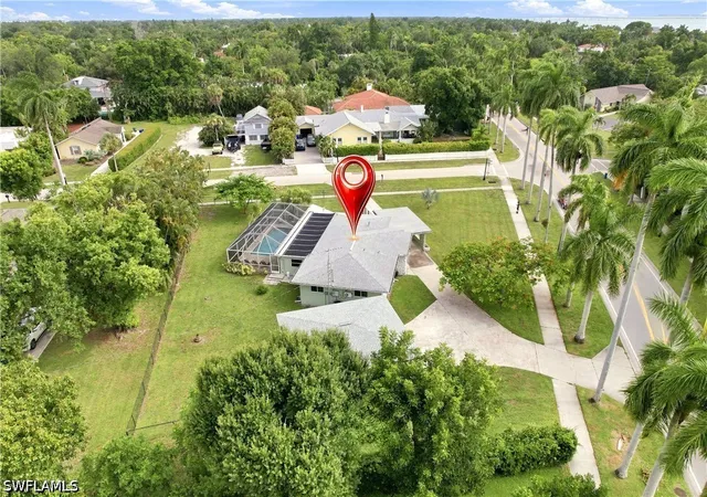 Photo 1 of Sale Pending at 2741 Mcgregor Blvd, Fort Myers, FL 33901 | MLS# 226026448 | Listing updated on 2026-10-02