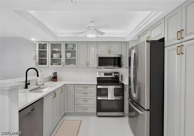 Listing Photo 4 - Condo for sale in building located at 26000 Hickory Blvd, Bonita Springs, FL 34134 - Unit #705