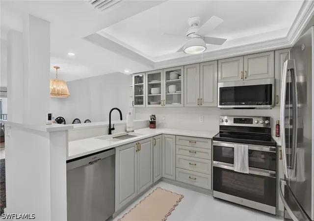 Listing Photo 5 - Condo for sale in building located at 26000 Hickory Blvd, Bonita Springs, FL 34134 - Unit #705