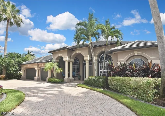 Photo 1 of Sale Pending at 7311 Heritage Palms Ests Dr, Fort Myers, FL 33966 | MLS# 2026030835 | Listing updated on 2026-09-15