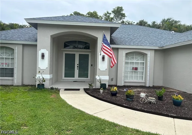 Single family home for sale at 11670 Pine Hammock Cir, Fort Myers, FL 33919 | MLS# 2026030837