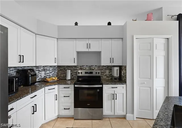 Photo 3 of Single family home for sale at 2930 35th Avenue Ne, Naples, FL 34120 | MLS# 226026583 | Listing updated on 2026-09-07