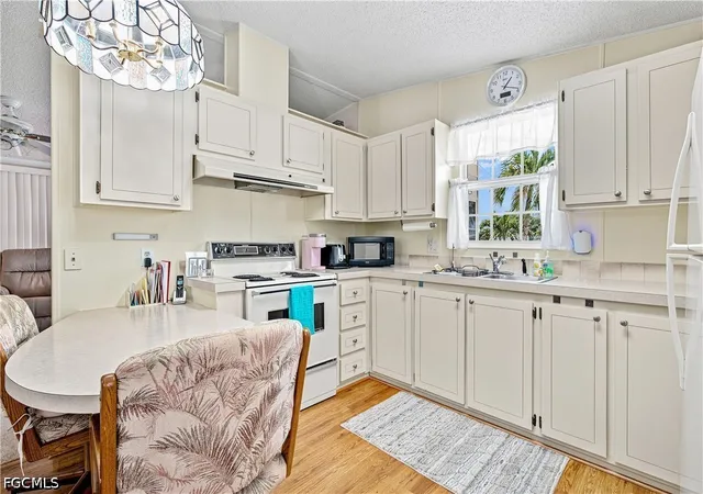 Photo 2 of Sale Pending at 9270 Desoto Dr, North Fort Myers, FL 33903 | MLS# 2026030874 | Listing updated on 2026-09-03