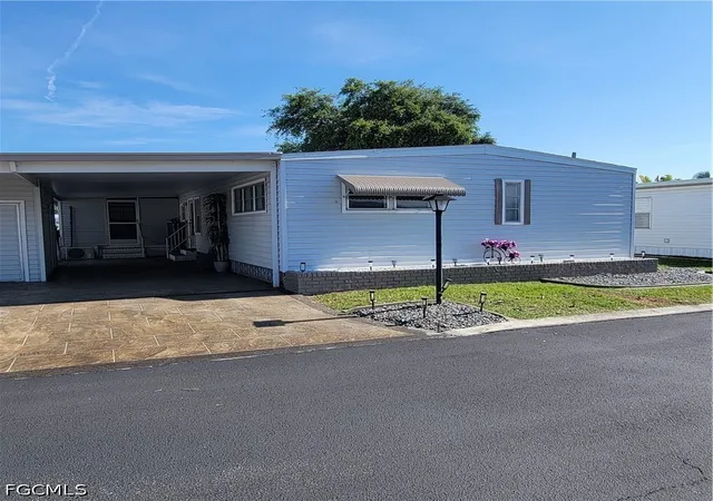 Photo 2 of Manufactured home for sale at 275 Boros Dr, North Fort Myers, FL 33903 | MLS# 2026030889 | Listing updated on 2026-09-16