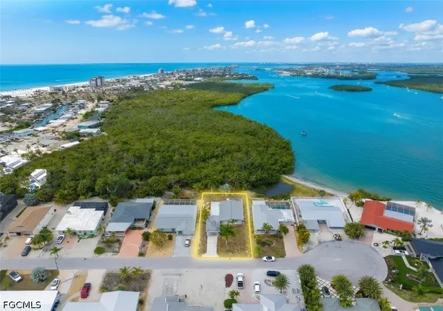 Photo 1 of Single family home for sale at 455 Donora Blvd, Fort Myers Beach, FL 33931 | MLS# 2026030923 | Listing updated on 2026-10-21