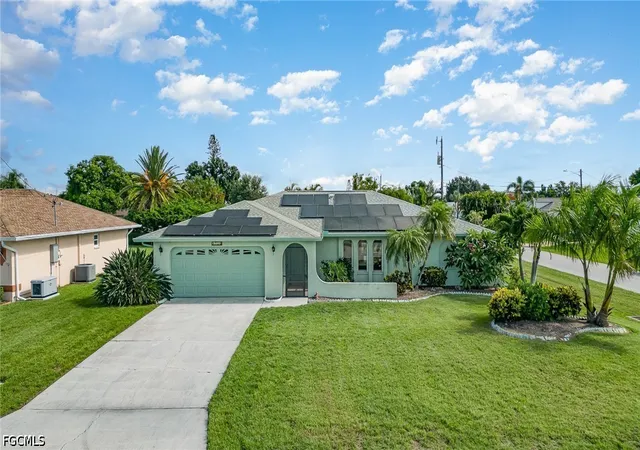 Photo 3 of Single family home for sale at 1725 SE 11th Terrace, Cape Coral, FL 33990 | MLS# 2026030937 | Listing updated on 2026-09-16