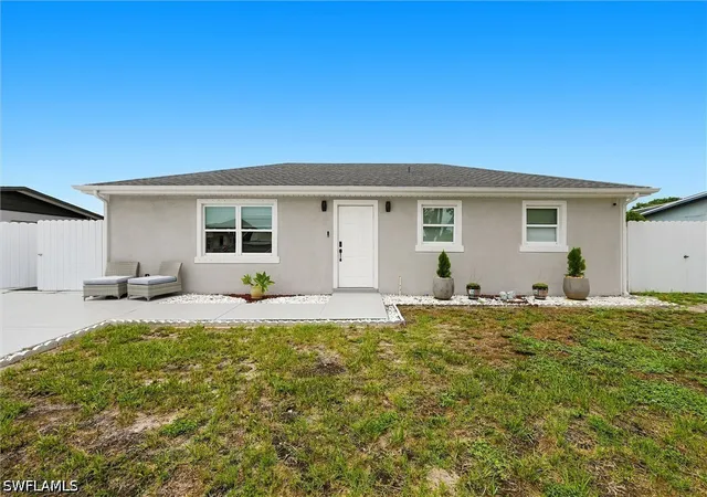 Photo 1 of Single family home for sale at 1776 Glenway Ct, Fort Myers, FL 33916 | MLS# 226025816 | Listing updated on 2026-09-09