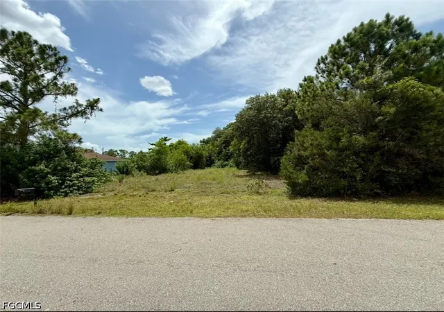 Photo 1 of Land for sale at 1905 Coy Ave N, Lehigh Acres, FL 33971 | MLS# 2026031019 | Listing updated on 2026-09-10