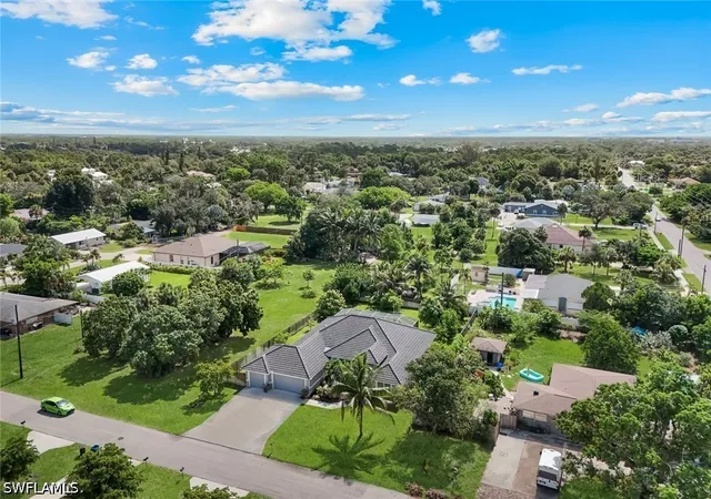 Photo 3 of Single family home for sale at 27741 S Roslin Pl, Bonita Springs, FL 34135 | MLS# 226026532 | Listing updated on 2026-09-13