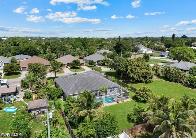 Photo 4 of Single family home for sale at 27741 S Roslin Pl, Bonita Springs, FL 34135 | MLS# 226026532 | Listing updated on 2026-09-13