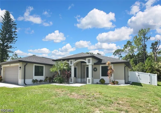 Photo 3 of Single family home for sale at 2893 N Vizza Ln, North Port, FL 34286 | MLS# 2026031045 | Listing updated on 2026-09-05