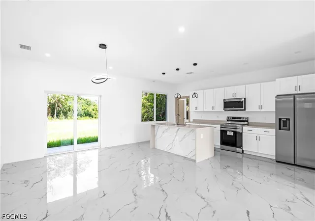Photo 2 of Single family home for sale at 718 Robert Ave, Lehigh Acres, FL 33936 | MLS# 2026031063 | Listing updated on 2026-09-10