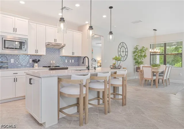 Photo 1 of Single family home for sale at 17157 Oakstead Dr, Alva, FL 33920 | MLS# 2026031106 | Listing updated on 2026-09-14