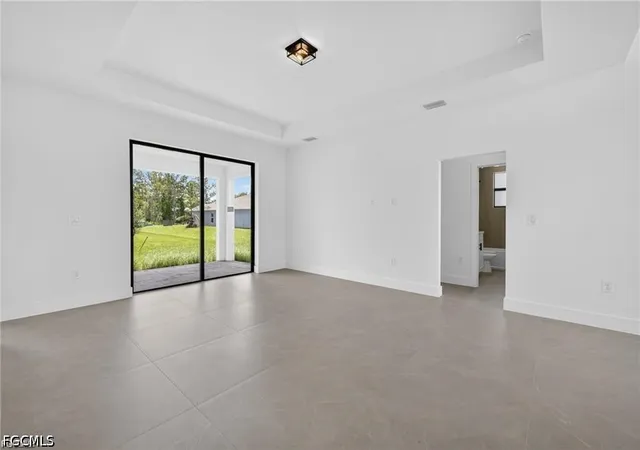 Photo 4 of Single family home for sale at 208 Pembroke St, Lehigh Acres, FL 33974 | MLS# 2026031113 | Listing updated on 2026-09-27