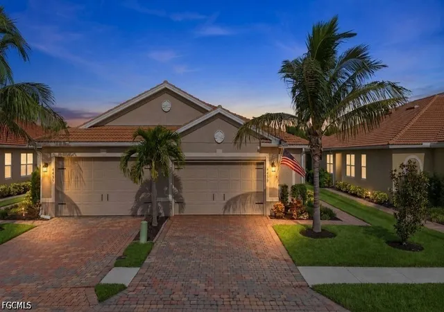 Photo 1 of Townhouse for sale at 4439 Dutchess Park Rd, Fort Myers, FL 33916 | MLS# 2026031131 | Listing updated on 2026-10-04