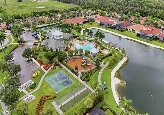 Photo 33 of Townhouse for sale at 4439 Dutchess Park Rd, Fort Myers, FL 33916 | MLS# 2026031131 | Listing updated on 2026-10-04