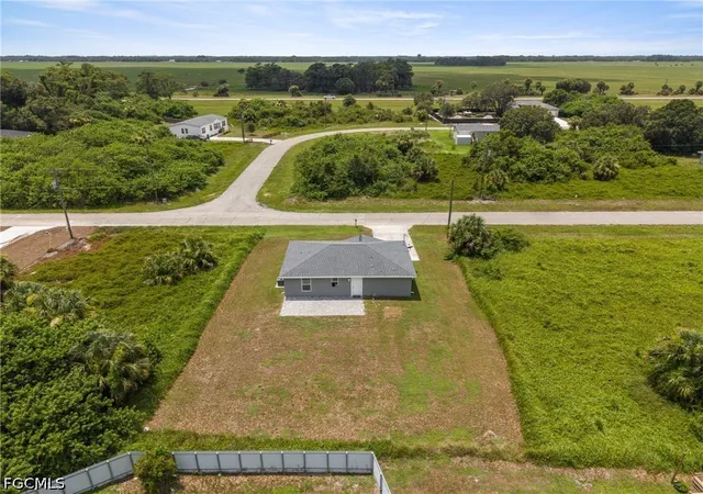 Photo 1 of Single family home for sale at 3061 Adcock Dr, Labelle, FL 33935 | MLS# 2026031139 | Listing updated on 2026-09-13