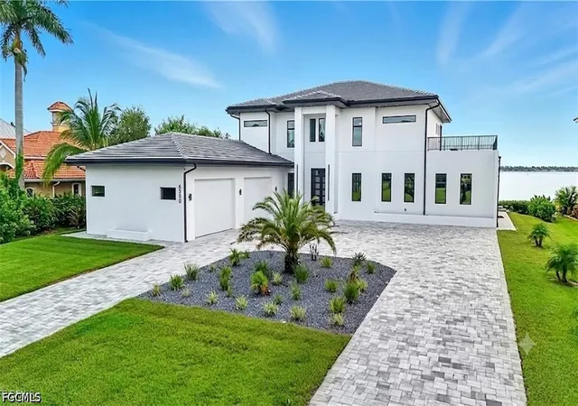 Photo 2 of Single family home for sale at 6390 River Clb Ct, North Fort Myers, FL 33917 | MLS# 2026031142 | Listing updated on 2026-09-11