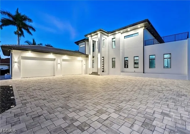 Photo 3 of Single family home for sale at 6390 River Clb Ct, North Fort Myers, FL 33917 | MLS# 2026031142 | Listing updated on 2026-09-11