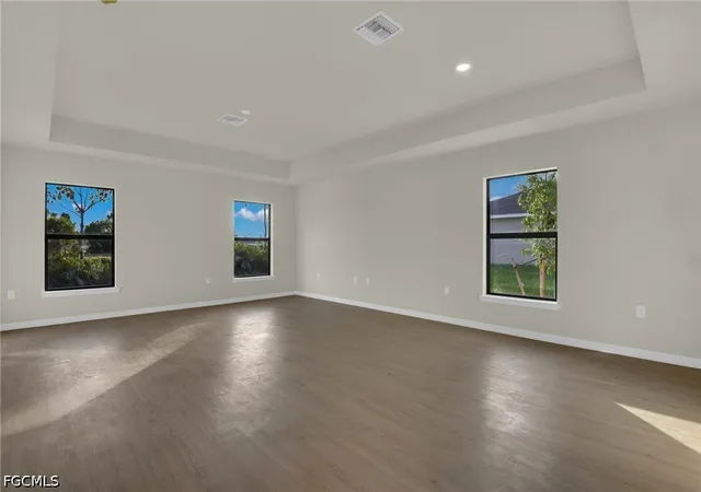 Photo 3 of Single family home for sale at 532 Raintree St E, Lehigh Acres, FL 33974 | MLS# 2026031159 | Listing updated on 2026-09-14