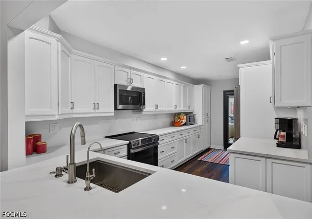 Photo 1 of Townhouse for sale at 4830 Springline Dr, Fort Myers, FL 33919 | MLS# 2026031198 | Listing updated on 2026-09-16