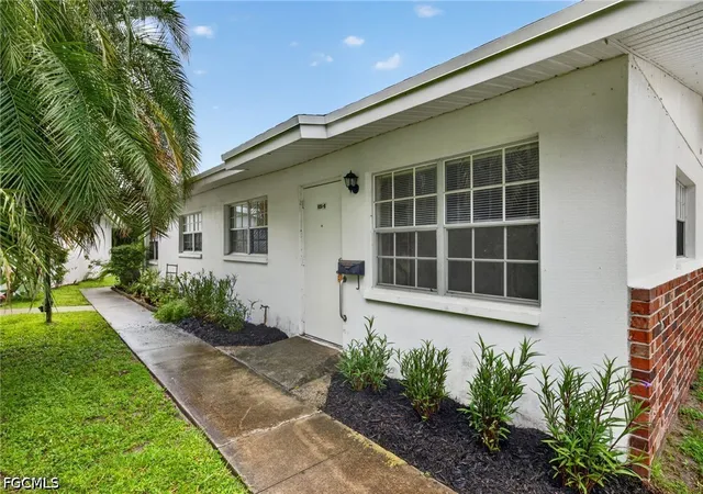 Photo 2 of Condo for sale at 825 Courtington Ln #2, Fort Myers, FL 33919 | MLS# 2026031274 | Listing updated on 2026-09-02