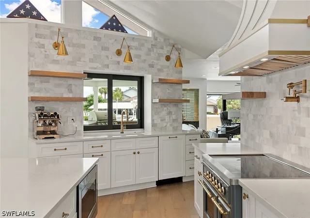 Photo 4 of Single family home for sale at 253 N Barfield Dr, Marco Island, FL 34145 | MLS# 226026748 | Listing updated on 2026-09-05
