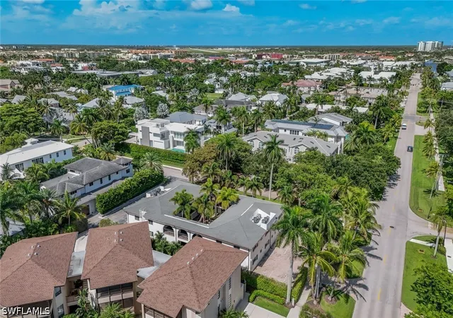 Photo 4 of Condo for sale at 960 7th Street S #105, Naples, FL 34102 | MLS# 226026571 | Listing updated on 2026-09-12
