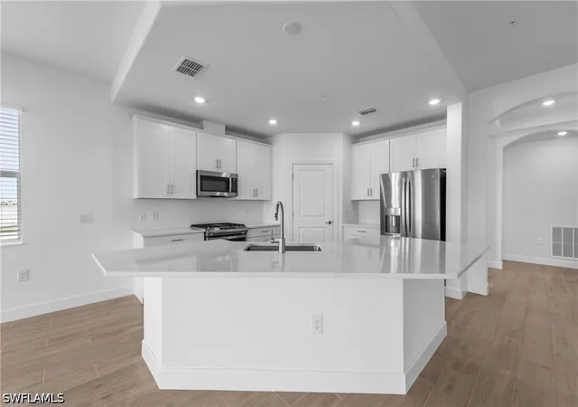 Listing Photo 5 - Condo for sale in building located at 16374 Willowgreen Rd, Punta Gorda, FL 33982 - Unit #511