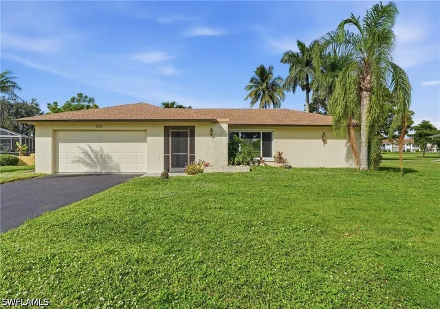 Photo 1 of Single family home for sale at 223 Pine Valley Cir, Naples, FL 34113 | MLS# 226026694 | Listing updated on 2026-09-13