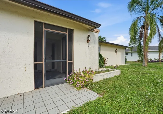 Photo 3 of Single family home for sale at 223 Pine Valley Cir, Naples, FL 34113 | MLS# 226026694 | Listing updated on 2026-09-13