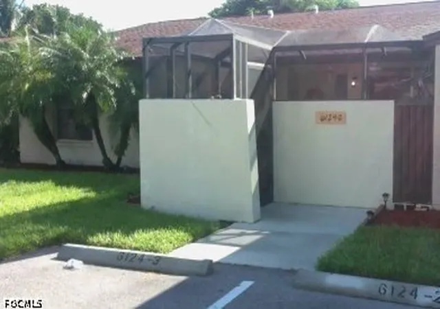 Photo 1 of Townhouse for sale at 6124 Principia Dr #2, Fort Myers, FL 33919 | MLS# 2026031439 | Listing updated on 2026-09-03