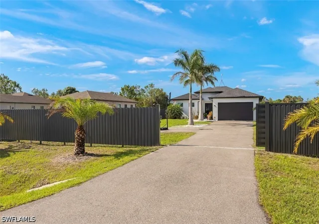 Photo 3 of Single family home for sale at 2552 70th Avenue Ne, Naples, FL 34120 | MLS# 226027080 | Listing updated on 2026-09-16