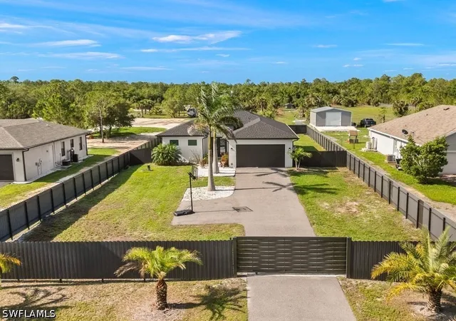Photo 3 of Single family home for sale at 2552 70th Avenue NE, Naples, FL 34120 | MLS# 226027080 | Listing updated on 2026-09-16