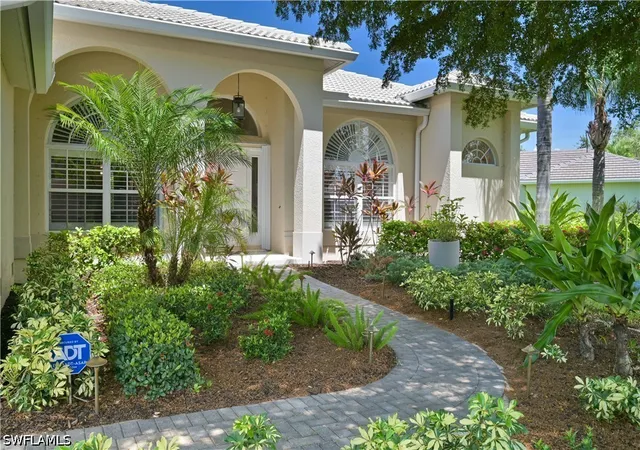 Photo 4 of Single family home for sale at 14111 Creek Ct, Fort Myers, FL 33908 | MLS# 226026288 | Listing updated on 2026-09-03