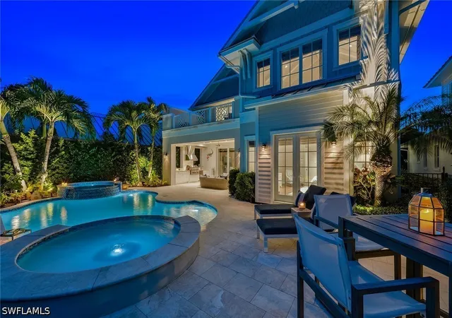 Photo 1 of Sale Pending at 185 15th Street S, Naples, FL 34102 | MLS# 226027056 | Listing updated on 2026-09-03