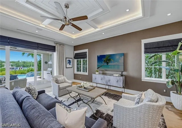 Photo 3 of Sale Pending at 185 15th Street S, Naples, FL 34102 | MLS# 226027056 | Listing updated on 2026-09-03