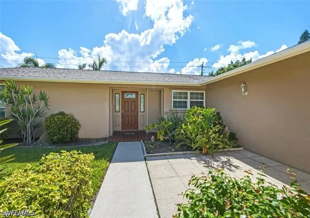 Photo 3 of Single family home for sale at 4443 Lakewood Blvd, Naples, FL 34112 | MLS# 226026585 | Listing updated on 2026-09-13