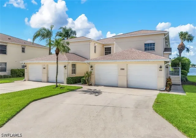 Listing Photo 4 - Condo for sale in building located at 2390 Piccadilly Circus, Naples, FL 34112 - Unit #202