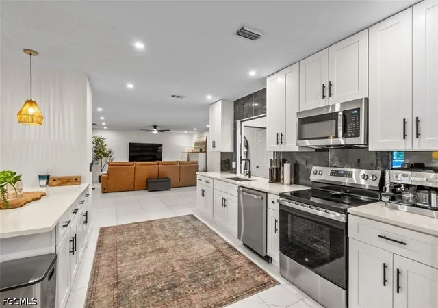 Photo 4 of Single family home for sale at 14725 Kimberly Ln, Fort Myers, FL 33908 | MLS# 2026031554 | Listing updated on 2026-09-04
