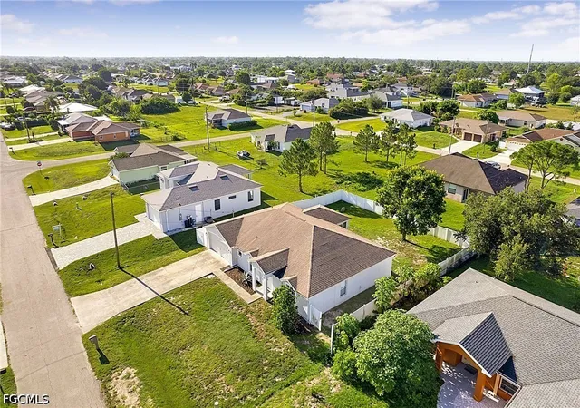 Photo 3 of Single family home for sale at 4205 11th Street W, Lehigh Acres, FL 33971 | MLS# 2026031559 | Listing updated on 2026-09-12